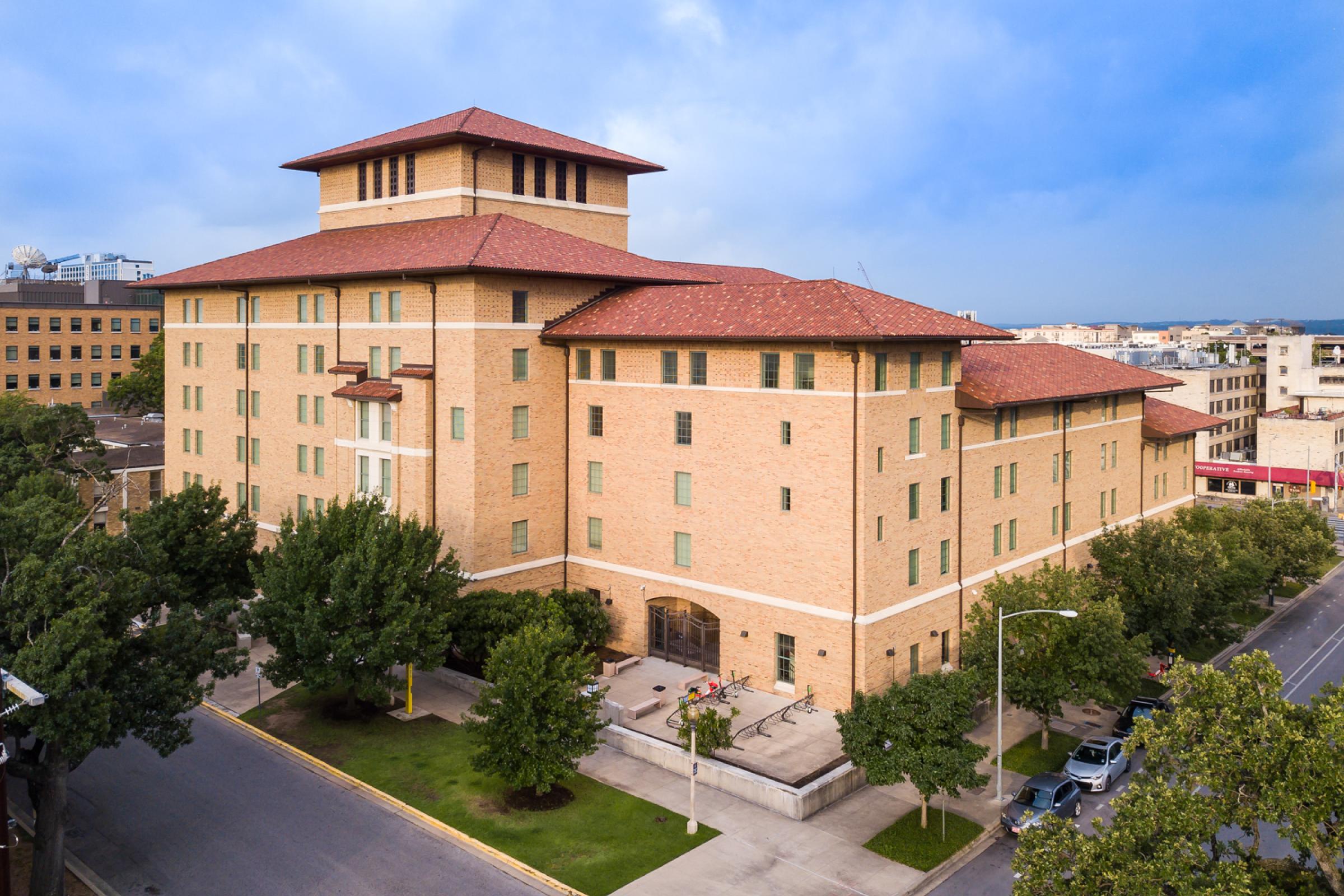 Duren Residence Hall at UT Austin. Photo courtesy of The University of Texas at Austin