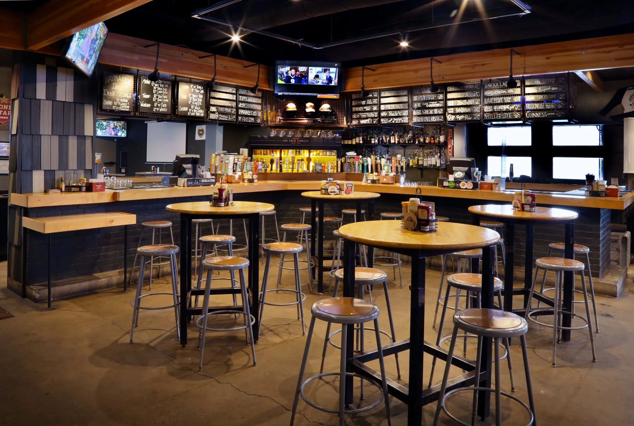 Haymaker Sports Bar Manor Road